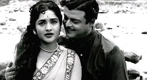 தேன் நிலவு: காஷ்மீரில் படமான முதல் தென்னிந்திய திரைப்படம்!