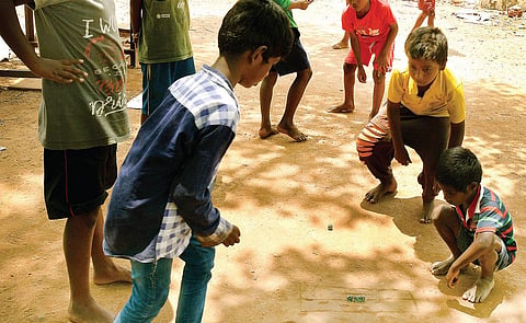 குழந்தைகளை விளையாட விடுங்கள்!