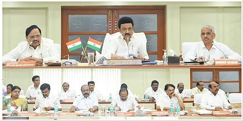 சென்னையில் நடைபெற்ற மாவட்ட ஆட்சித் தலைவர்கள் மற்றும் மாவட்ட வனத்துறை அலுவலர்கள் மாநாட்டில் உரையாற்றும் தமிழக முதல்வர் மு.க.ஸ்டாலின்