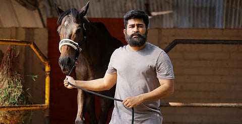 ரத்தம் Review: சி.எஸ்.அமுதனின் ‘சீரியஸ்’ முயற்சி எடுபட்டதா?