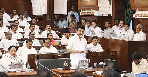 தமிழகத்துக்கு தண்ணீரைத் திறந்துவிடுமாறு கர்நாடக அரசுக்கு உத்தரவிட மத்தி அரசை வலியுறுத்தி அரசினர் தனித் தீர்மானத்தை முன்மொழிந்து முதல்வர் ஸ்டாலின் உரையாற்றினார்