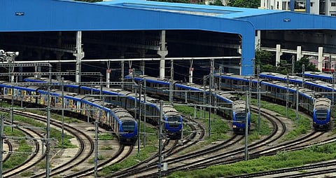 கூட்ட நெரிசலை தவிர்க்க 6 பெட்டிகள் கொண்ட 28 மெட்ரோ ரயில்களை ரூ.2,821 கோடியில் கொள்முதல் செய்ய திட்டம்