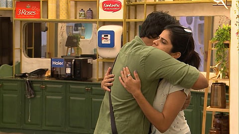 Bigg Boss 7 Analysis 5: மாயாவின் மன்னிப்பும்... ஸ்ட்ராட்டஜியை கைவிட்ட பிரதீப்பின் பெருந்தன்மையும்...