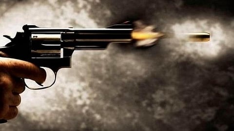 மாமண்டூர் அருகே காவல் துறையினரிடம் இருந்து தப்ப முயன்ற ரவுடி: துப்பாக்கியால் சுட்டுப் பிடித்த போலீஸார்