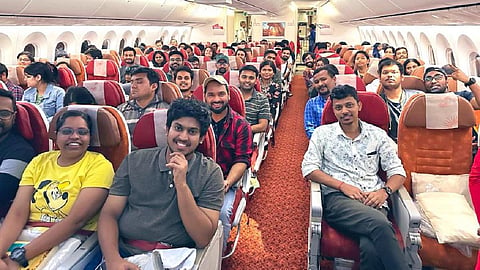இஸ்ரேலில் இருந்து இந்தியா திரும்பியவர்கள்