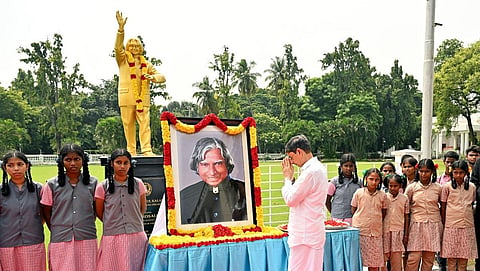 படம்: எக்ஸ்