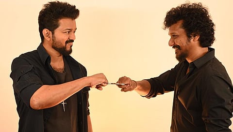 'லியோ' அதிகாலை 4 மணி சிறப்புக் காட்சிக்கு அனுமதி கோரும் தயாரிப்பு நிறுவனம்: ஐகோர்ட்டில் அவசர வழக்கு