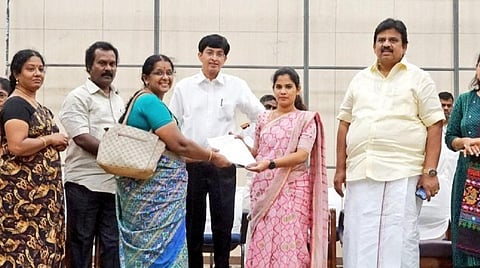 பொது கலந்தாய்வு மூலம் வந்த 182 ஆசிரியர்களுக்கு பணியிட மாறுதல் ஆணை: சென்னை மேயர் பிரியா வழங்கினார்