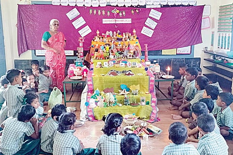 ஆறாம் அறிவு - கொலுவின் மகத்துவம்
