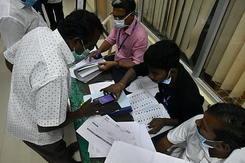 வாக்காளர் பட்டியல் திருத்தப்பணிகள்: அக்.25-ம் தேதி அனைத்து கட்சிக்கூட்டம்