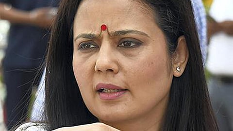 ஹிராநந்தானியிடம் குறுக்கு விசாரணை நடத்த வேண்டும்: மஹுவா மொய்த்ரா கோரிக்கை