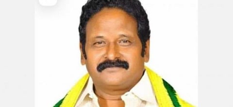 விதிகளை மீறியதாக ஸ்ரீதர் வாண்டையார் மீது வழக்கு