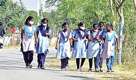பயணங்கள் முடிவதில்லை...