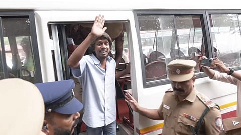 கருக்கா வினோத்