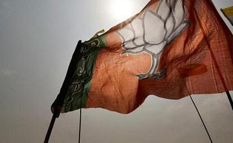 சென்னையில் கொடியேற்ற அனுமதி கோரி பாஜக மனு