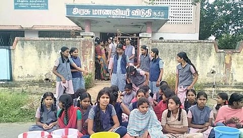 எச்.புதுப்பட்டியில் போராட்டம் எதிரொலி: அரசு மாணவியர் விடுதியில் ஆய்வு