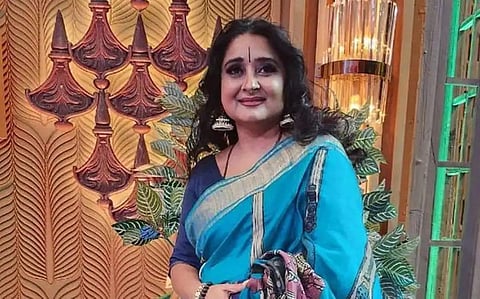 நடிகை மாளவிகா அவினாஷ் ஆதார் எண்ணைப் பயன்படுத்தி மோசடி 