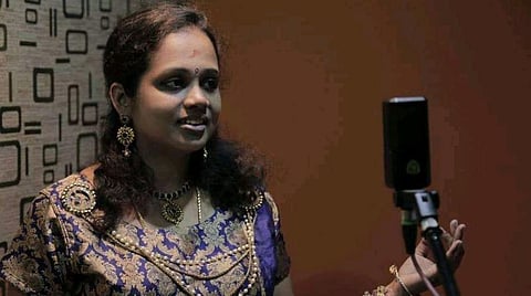 சாருகேசியில் ஒரு சரவெடிப் பாடல்!