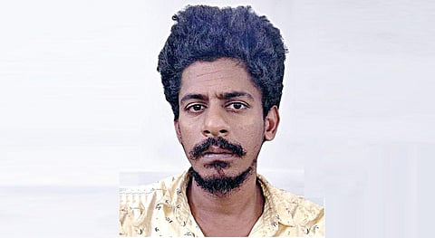 விருகம்பாக்கத்தில் போலி போலீஸ் கைது