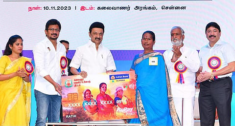 கலைஞர் மகளிர் உரிமைத் திட்டத்தின் கீழ் கூடுதல் பயனாளிகளுக்கு முதல்வர் ஸ்டாலின் உரிமைத் தொகை வழங்கினார்