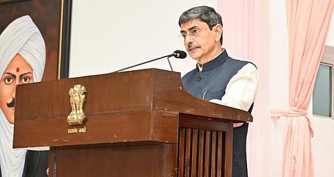 “சனாதன தத்துவ லட்சியங்களின் உண்மையான வெளிப்பாடு இது” - ஆளுநர் ரவி தீபாவளி வாழ்த்து