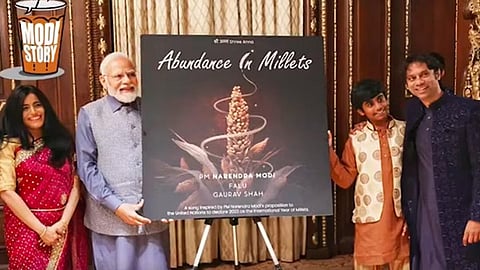 பிரதமர் நரேந்திர மோடியுடன் அமெரிக்கவாழ் இந்திய பாடகி ஃபால்குனி ஷா, அவரது கணவர் கவுரவ் ஷா, மகன் நிஷாந்த் உள்ளனர்.
