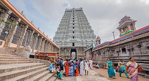 அண்ணாமலையார் கோயிலில் கார்த்திகை தீபத் திருவிழாவுக்கு விஐபி பாஸ் வழங்க தடை
