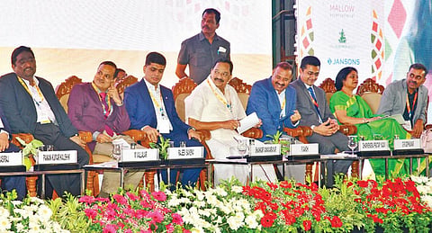 தமிழக அரசின் புதிய ஜவுளி கொள்கை விரைவில் வெளியீடு: அமைச்சர் தகவல்