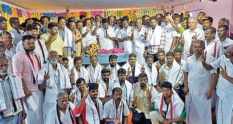 அரசு மருத்துவமனைகளில் காய்ச்சல் மருந்துகள் தட்டுப்பாடு: சி.விஜயபாஸ்கர் குற்றச்சாட்டு