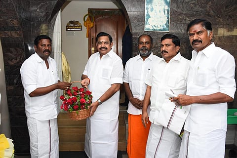 தென் மாவட்ட அமமுக கூடாரத்தை அசைத்துப் பார்க்கும் அதிமுக - என்ன செய்யப்போகிறார் டிடிவி.தினகரன்?