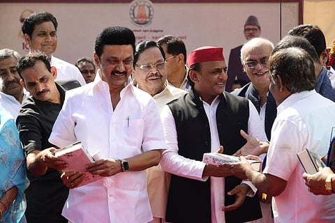 பேசுபொருளாகும் சாதிவாரி கணக்கெடுப்பு முதல் வானிலை முன்னறிவிப்பு வரை | செய்தித் தெறிப்புகள் 10 @ நவ.27, 2023