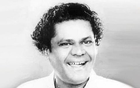 முத்துக்கள் 10 - முதன்முதலில் தனி நகைச்சுவை ட்ராக் உருவாக்கிய கலைவாணர்