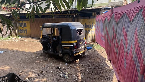 குண்டு வெடித்த ஆட்டோ