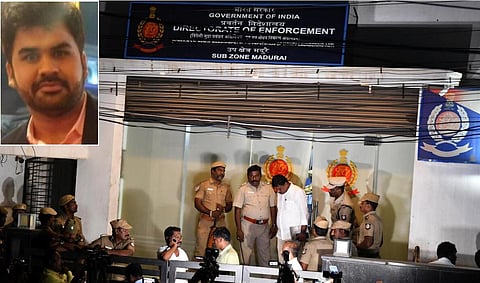 உள்படம்:  அமலாக்கத் துறை அதிகாரி அங்கித் திவாரி