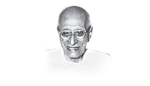 ராஜாஜி அகிம்சைப் புரட்சியாளர்