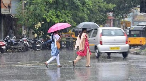 நீலகிரி, கோவை உள்ளிட்ட 18 மாவட்டங்களில் இன்று கனமழைக்கு வாய்ப்பு