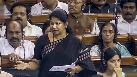 100 நாள் வேலை | தமிழகத்துக்கான ஊதிய நிலுவை ரூ.261 கோடி - கனிமொழி எம்.பி. கேள்விக்கு மத்திய அரசு பதில்