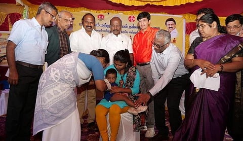 சென்னை ஆழ்வார்பேட்டை பகுதியில் தட்டம்மை ரூபெல்லா தடுப்பூசி  செலுத்தும் முகாமினை  அமைச்சர் மா.சுப்பிரமணியன் தொடங்கி வைத்தார்.