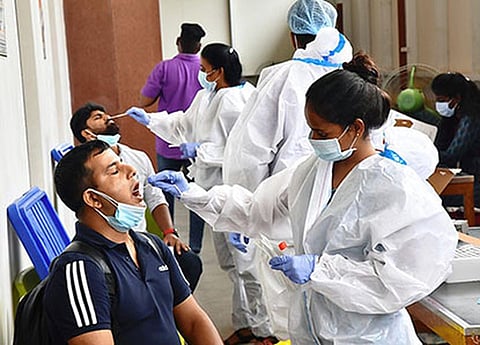இந்தியாவில் ஒரே நாளில் 335 பேருக்கு புதிதாக கரோனா பாதிப்பு; 5 பேர் பலி 