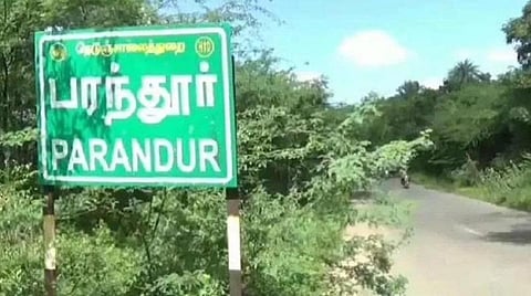 பரந்தூர் விமான நிலையத்துக்கு எதிராக காஞ்சிபுரத்தில் விவசாயிகள் ஆர்ப்பாட்டம்: போராட்டம் நடத்துபவர்களை அச்சுறுத்தும் வகையில் போலீஸ் குவிப்பு