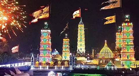 நாகூர் ஆண்டவர் தர்கா கந்தூரி விழா; சந்தனக் கூடு ஊர்வலம் இன்று இரவு தொடக்கம்: தமிழக ஆளுநர் ரவி பங்கேற்பு