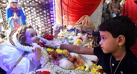 கிறிஸ்துமஸ் பண்டிகை: முதல்வர், தலைவர்கள் வாழ்த்து