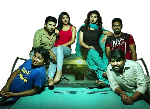 திரையரங்கில் நடக்கும் ஹாரர் கதை: ஓடவும் முடியாது ஒளியவும் முடியாது