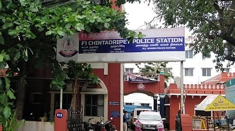 சென்னை | பணப் பரிமாற்ற அலுவலக உரிமையாளரிடம் போலீஸ் எனக்கூறி ரூ.9.40 லட்சம் வெளிநாட்டு கரன்சி வழிப்பறி