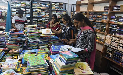 ஜன.16-ல் நந்தம்பாக்கத்தில் பன்னாட்டு புத்தகக் காட்சி: தமிழில் மொழி பெயர்த்த 200 புத்தகங்கள் வெளியாகிறது