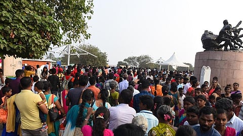 காணும் பொங்கல் | சென்னையில் பாதுகாப்பு பணியில் 15,500 காவலர்கள் 