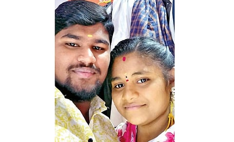 சாதி மறுப்பு திருமணம் செய்த தியாகு-நர்மதா.
