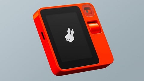 Rabbit R1 | மொபைல் போனுக்கு மாற்று? - AI உள்ளிட்ட அம்சங்களுடன் விற்பனை அமோகம்!
