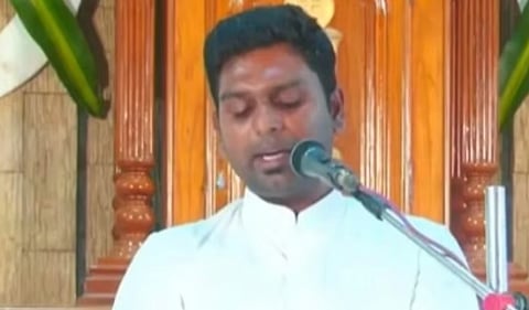 பாதிரியார் ராபின்சன்
