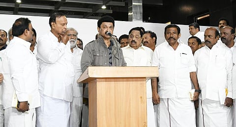 “முதலீடுகளை ஈர்க்கச் செல்கிறேன்” - ஸ்பெயின் புறப்பட்ட முதல்வர் ஸ்டாலின்